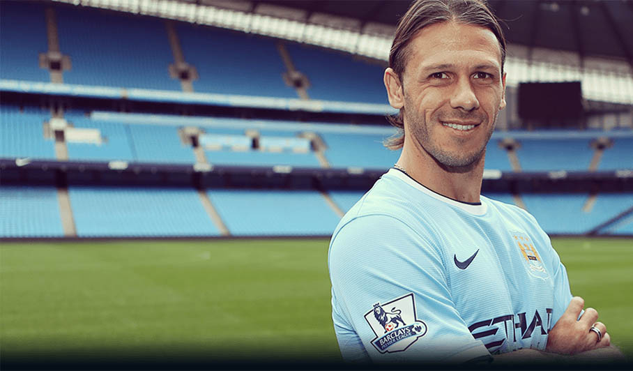 manchester city defender demichelis